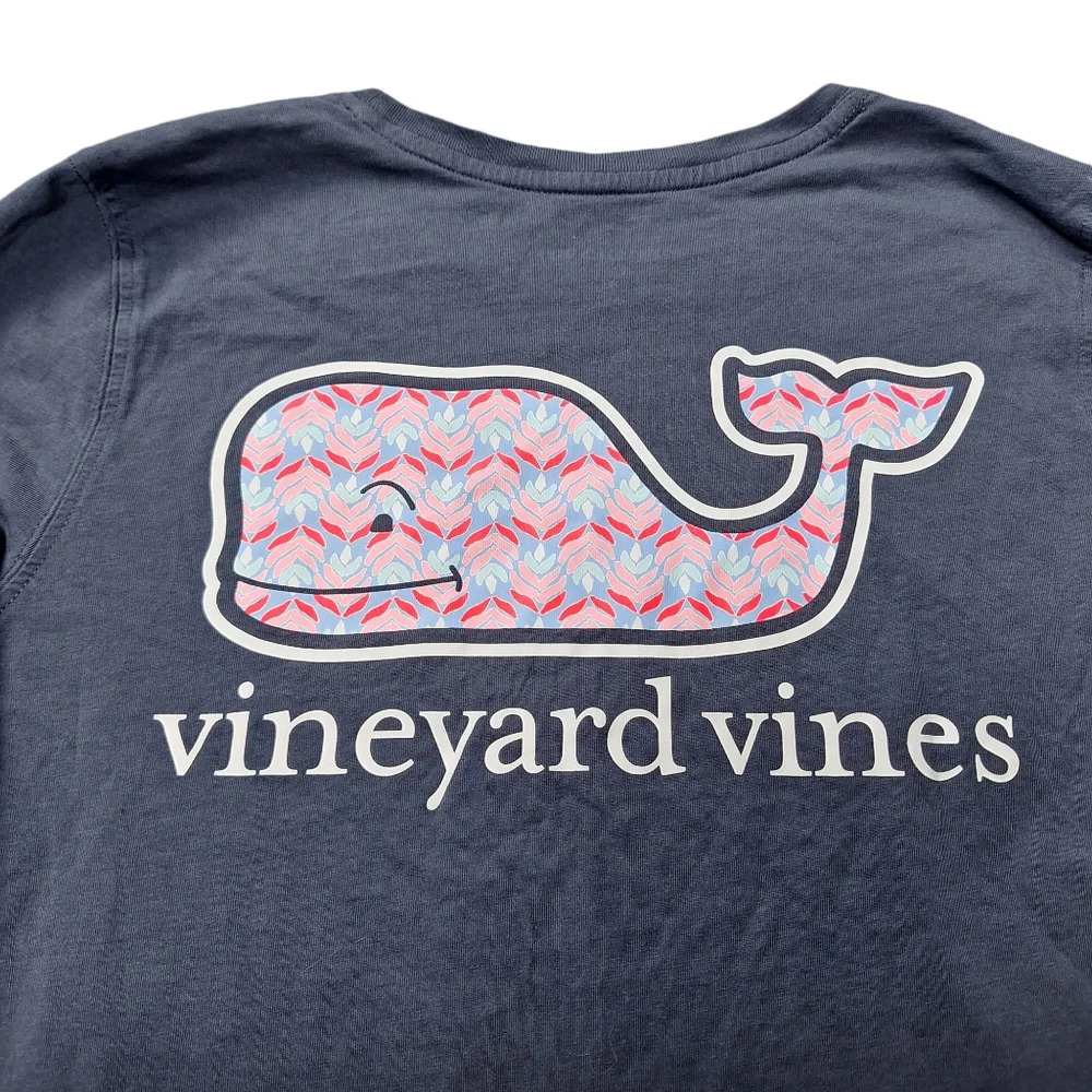Vineyard Vines XS Blue Crew-neck Long Sleeve Vintage Whale Graphic Pocket‎ Tee